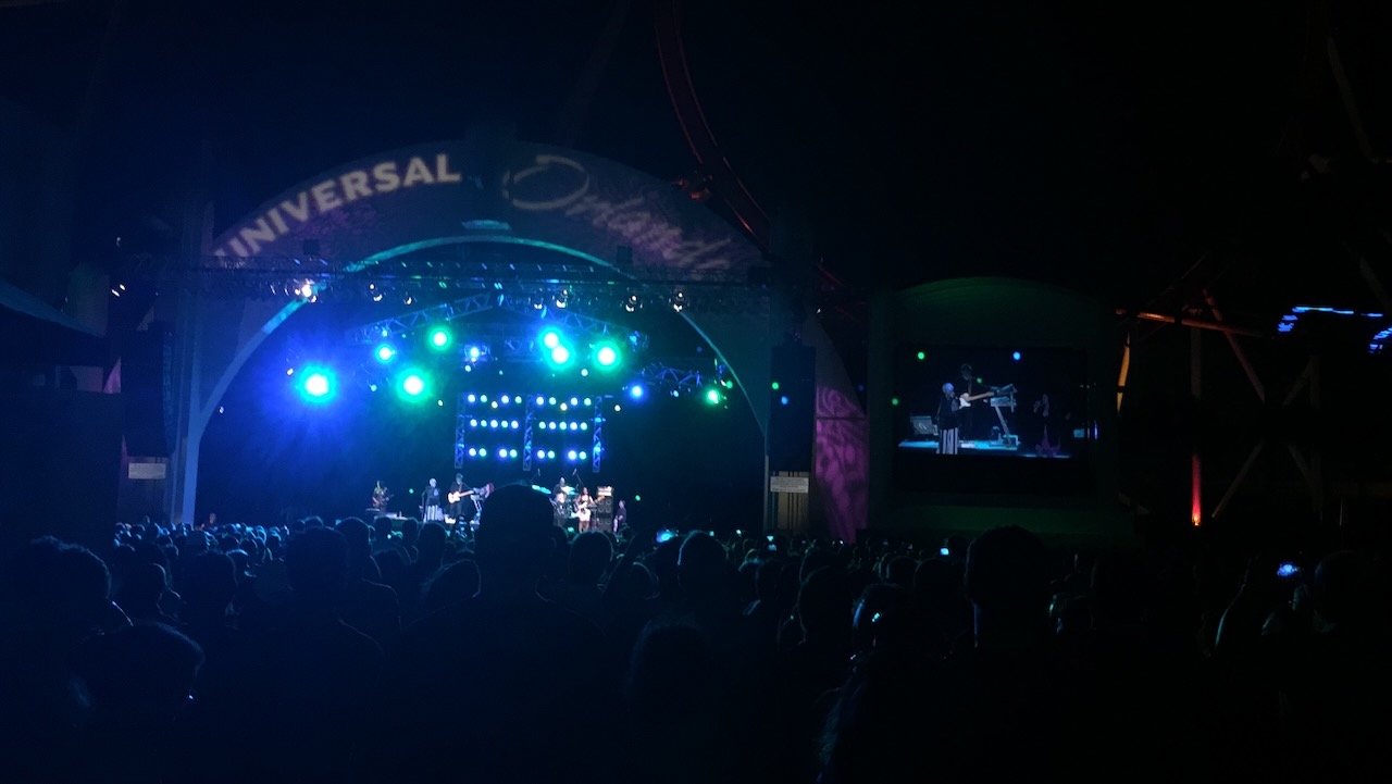 The B-52's - Universal Studios Mardi Gras