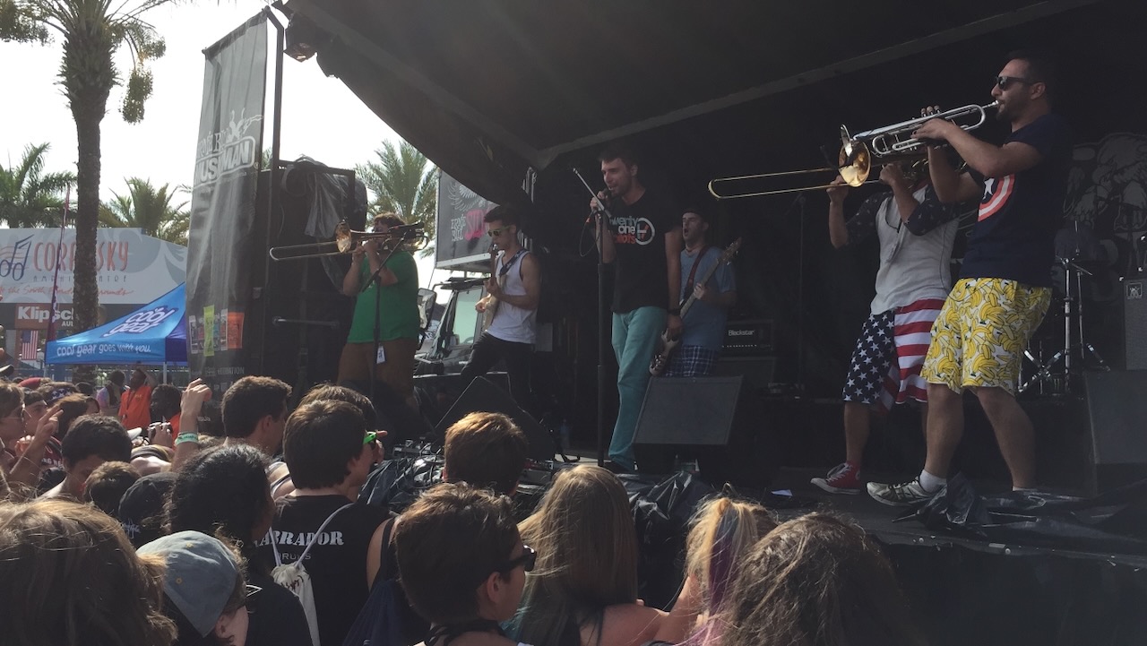 Vans Warped Tour 2015 - Cruzan Amphitheater: West Palm Beach, FL