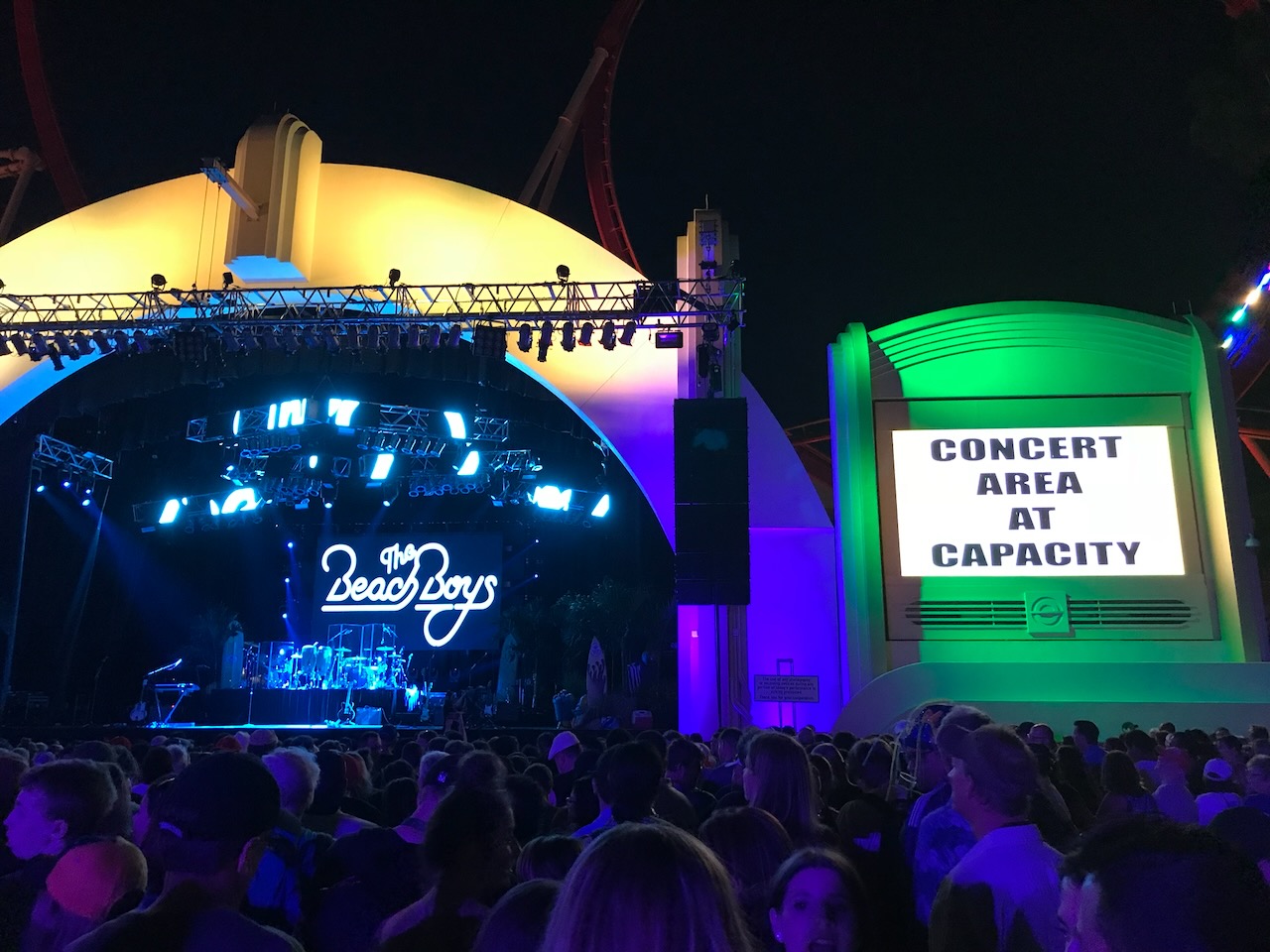 The Beach Boys - Universal Studios Mardi Gras