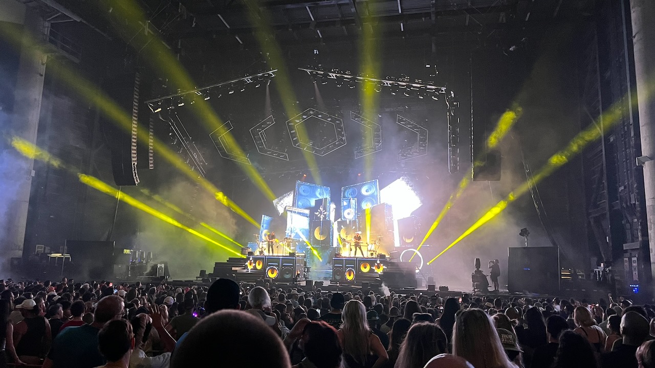 2023-odesza-01.jpg